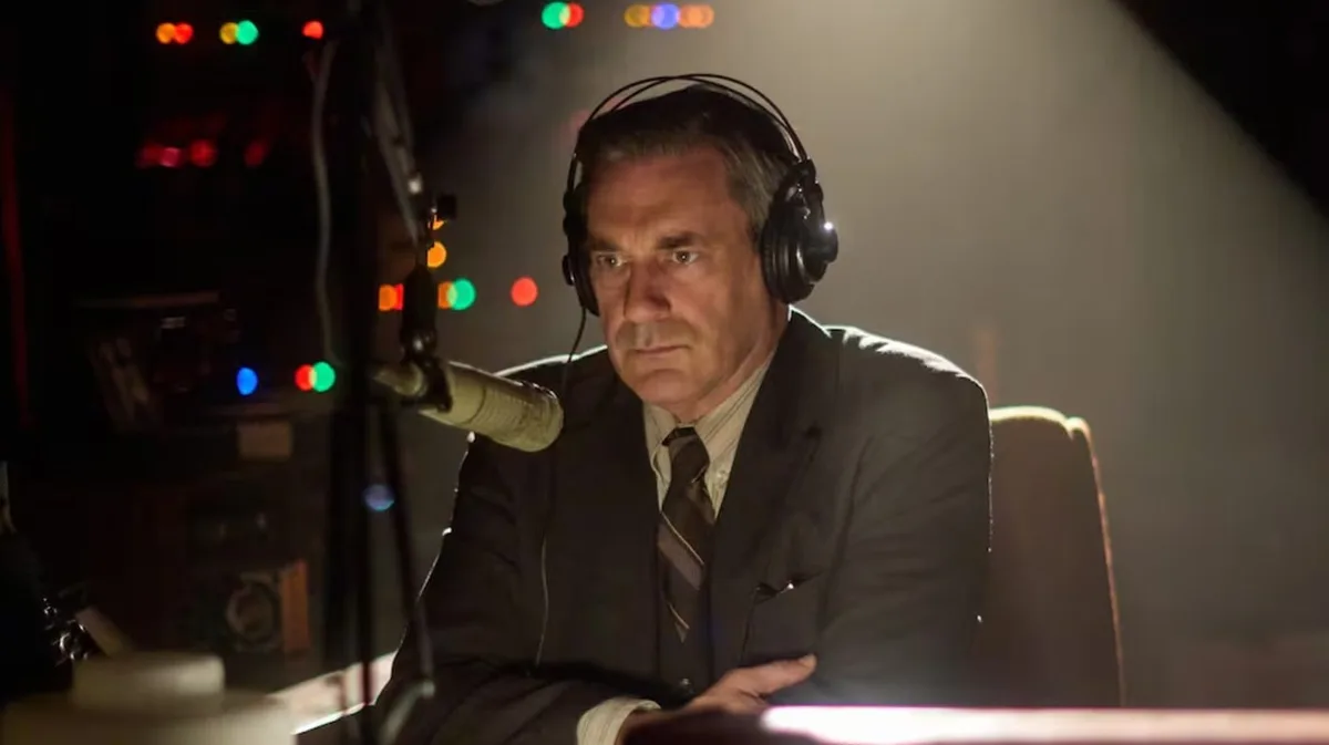 Jon Hamm protagoniza “American Hostage”, la serie sobre un secuestro real que puso a prueba la ética del periodismo
