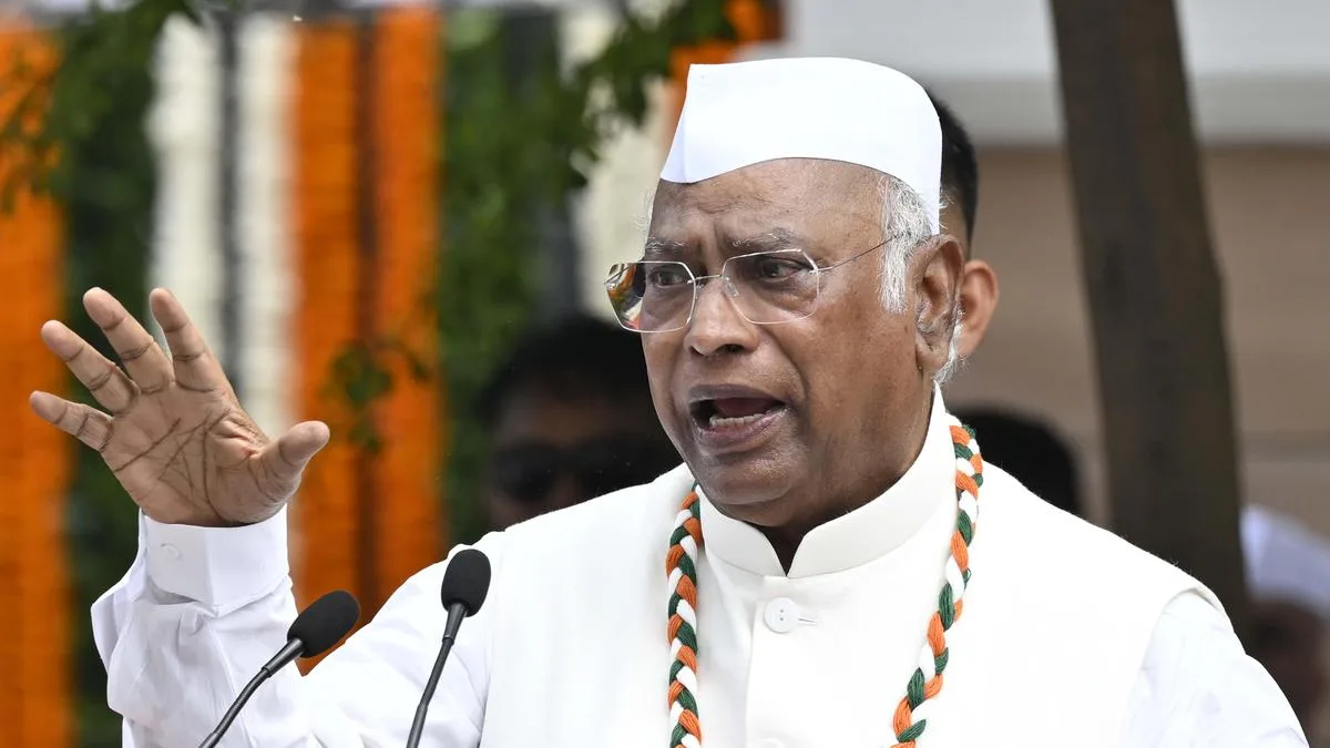 Citing vacancies, Kharge says Modi government is trying to end reservation through the back door