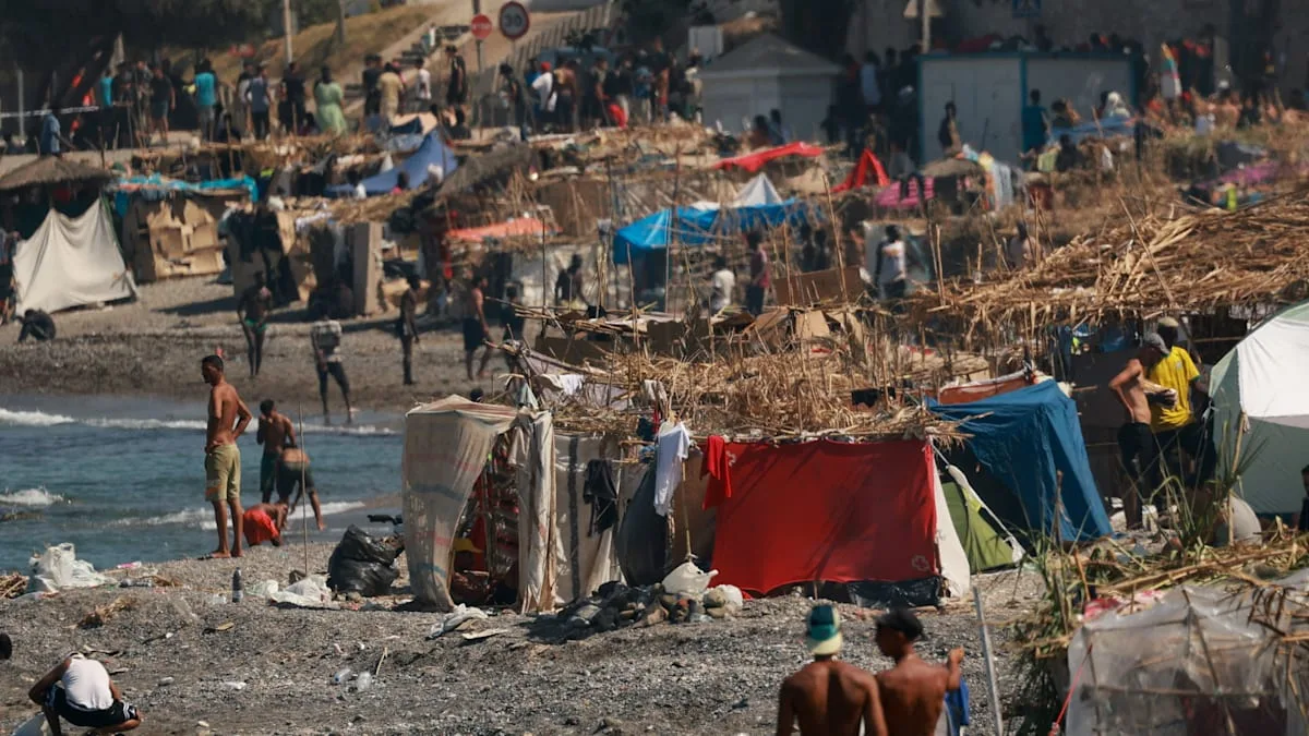 Spanien baut Zeltlager in Ceuta – Platz für 1500 Flüchtlinge ohne Unterkunft