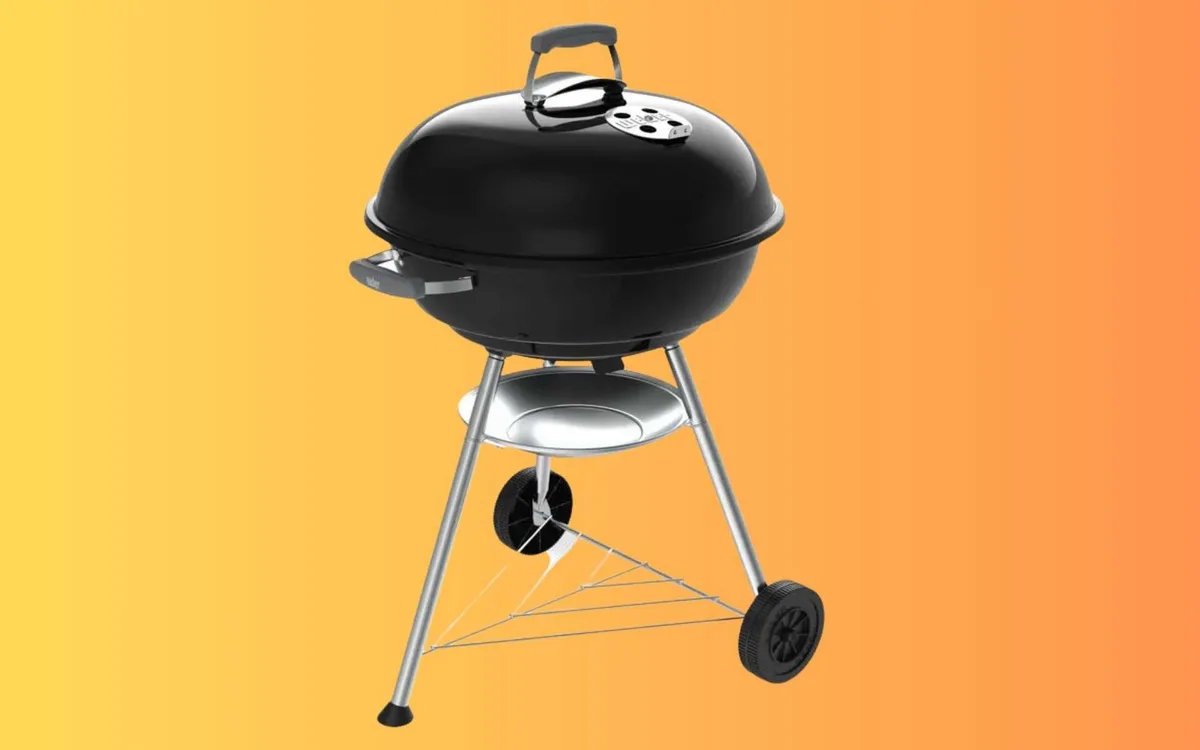 Le barbecue à charbon que tout le monde s'arrache passe sous les 120 €