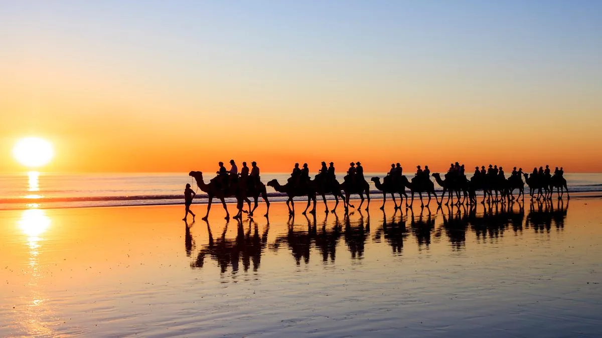 Perth and WA holidaymakers in major travel bonanza as Qantas slashes airfares