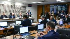 Qual o caminho da 6x1 após proposta ser aprovada na CCJ do Senado?