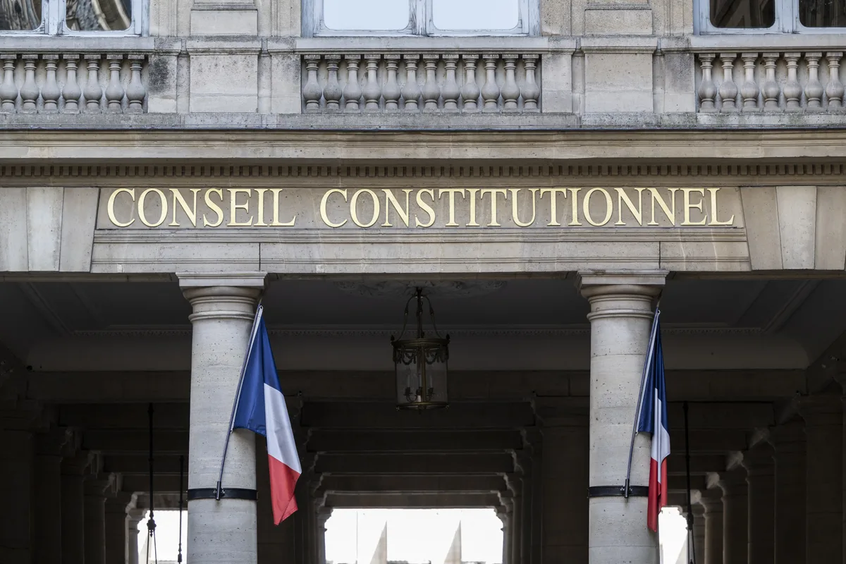 Após aprovação parlamentar, França chancela oficialmente direito à eutanásia no país
