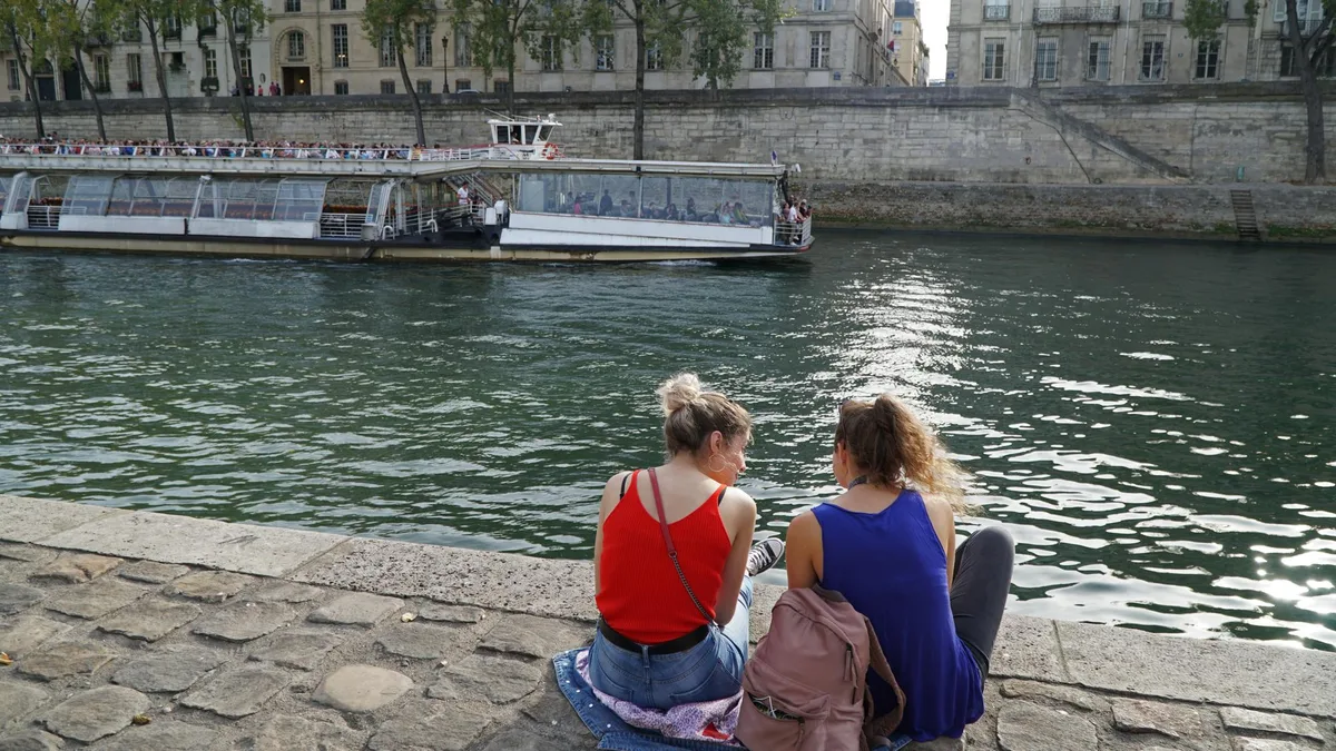 Météo : La douceur exceptionnelle de cette semaine va-t-elle tenir jusqu’au début des vacances de la Toussaint ?