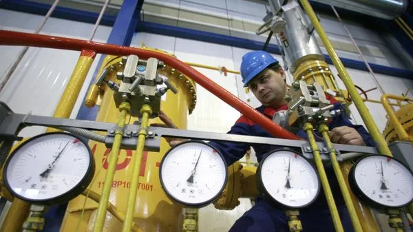 Биржевые цены на газ в Европе упали ниже 1000 долларов