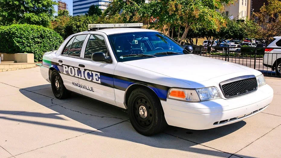Knoxville police love triangle drags police chief into mess for flirty texts with one of the female officers