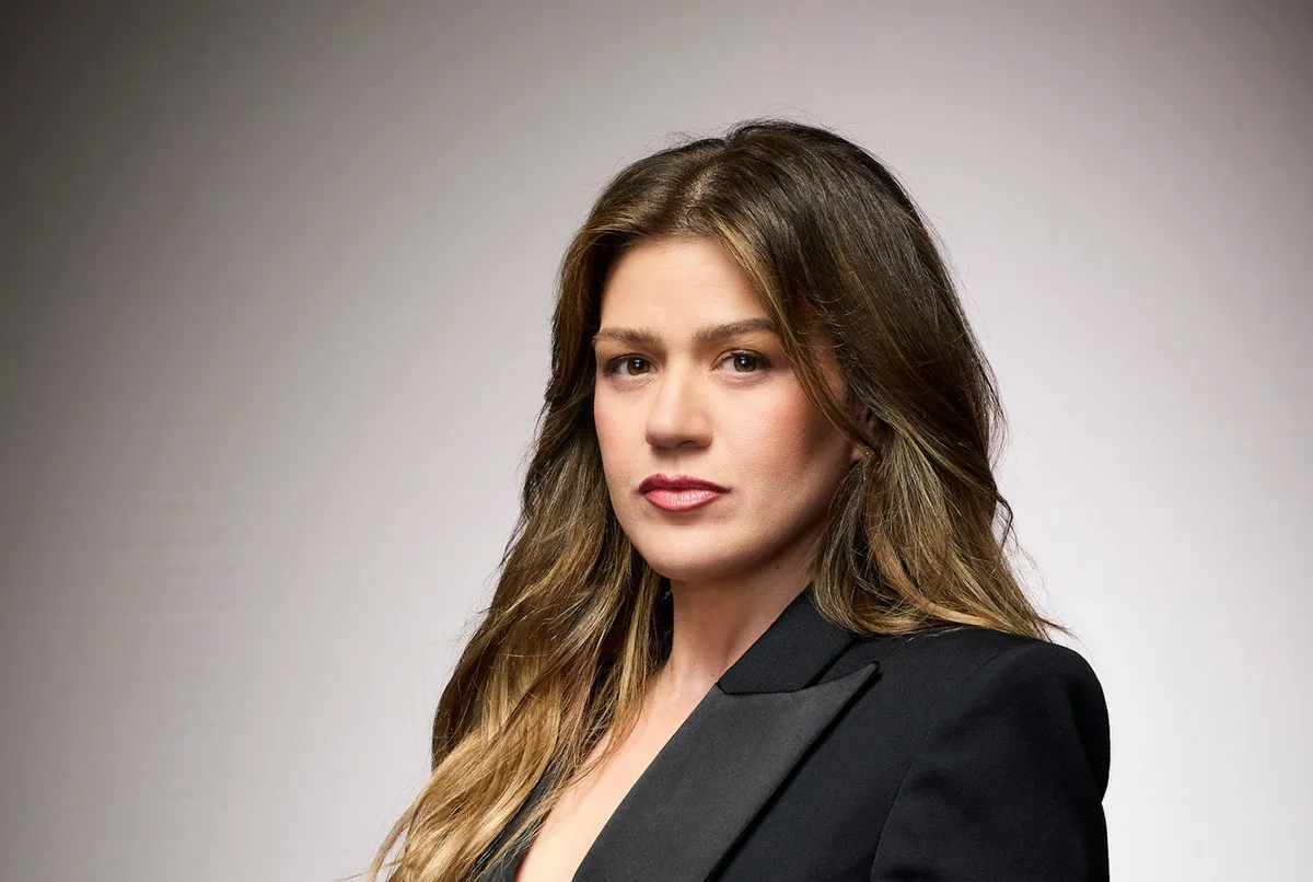 Kelly Clarkson’s $15,000 bird feud with a Brooklyn shop shows why winning the argument can cost you customers