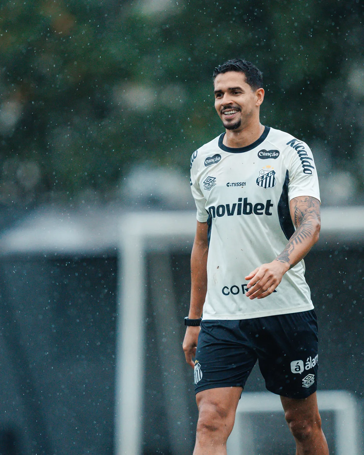 Escalação: Santos deve ter o retorno de Lucas Veríssimo contra o Atlético-MG