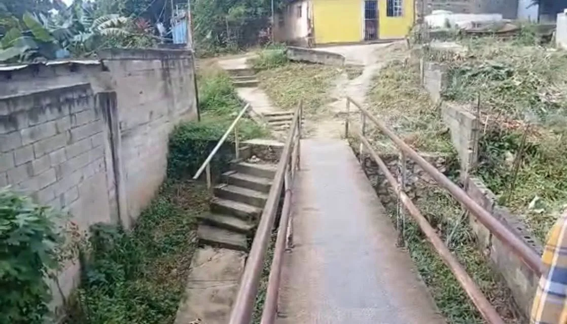 Lo que te puede pasar si caminas por las cercanías del cementerio municipal en San Juan de los Morros