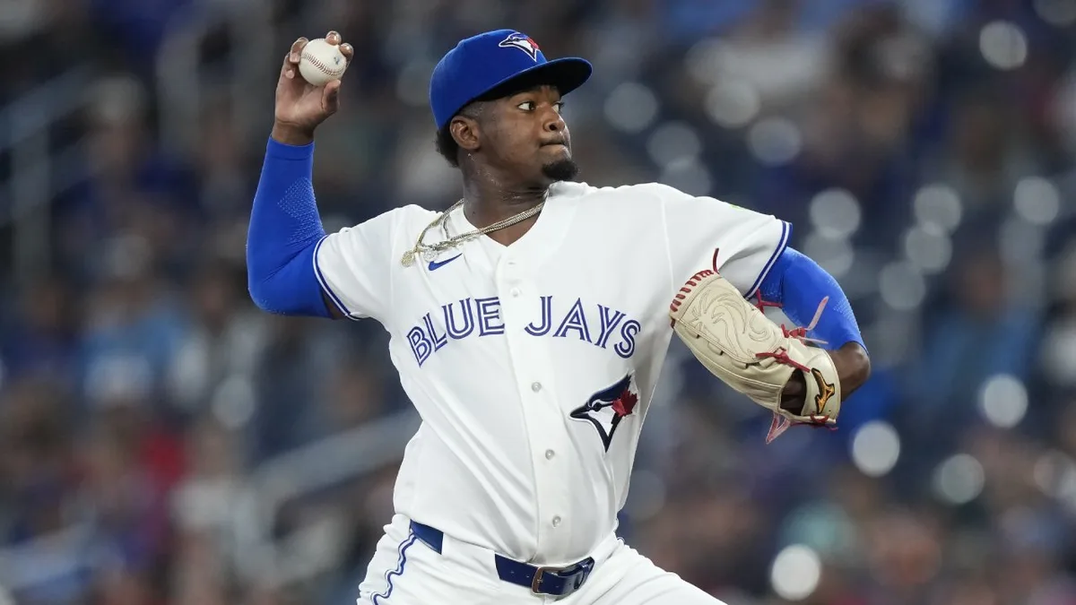 Lean the under for what should be tight Jays vs. Guardians rubber match