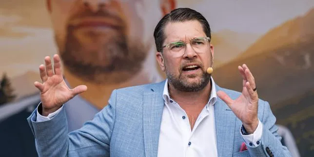 Elections législatives en Suède : le parti d’extrême droite lâche la coalition au pouvoir et se radicalise avant le scrutin