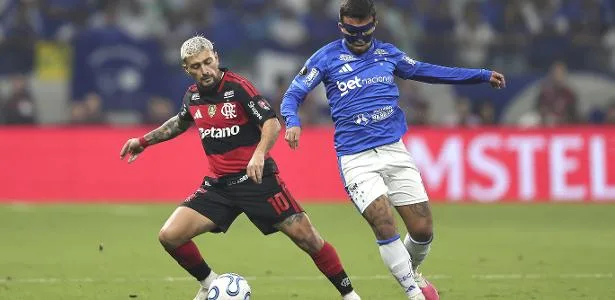 Cruzeiro e Fla empatam na Liberta após pintura de Arroyo e efeito Paquetá