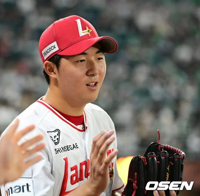 "김광현 같은 선수 만들어야" 32년 만의 대기록 눈앞이었는데…이숭용 감독이 밝힌 김민준 교체 비하인드 [오!쎈 인천]