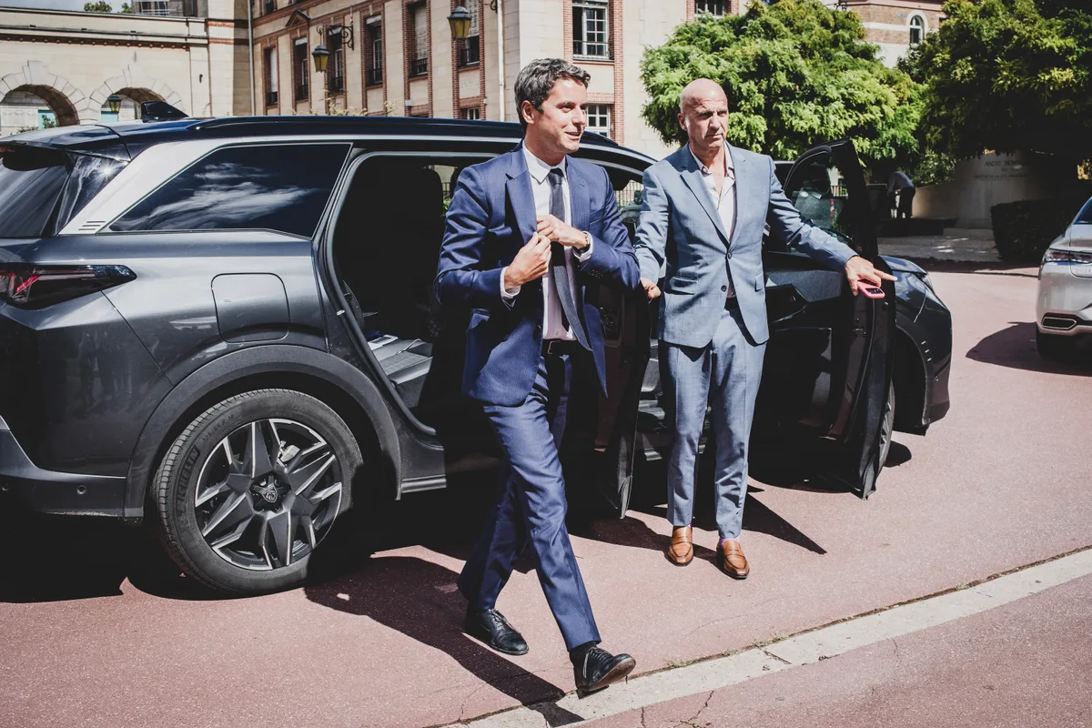 Boire ou conduire, Gabriel Attal a choisi !