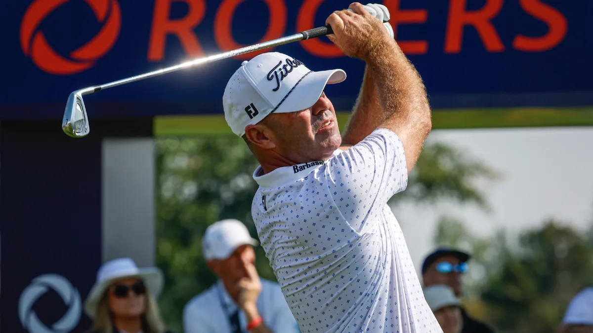 Armour, Alker get on a roll at Rogers Charity Classic