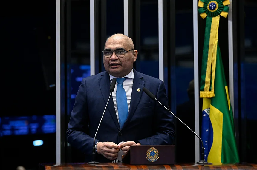 Sargento Reginauro é empossado senador pelo Ceará