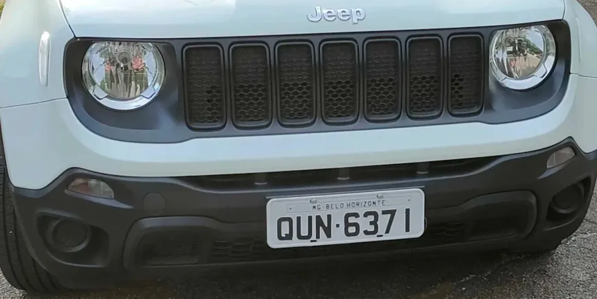 Como descobrir a cidade de origem em um carro com placa padrão Mercosul?