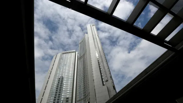 Hong Kong acusa UE de relatório "tendencioso" sobre liberdades
