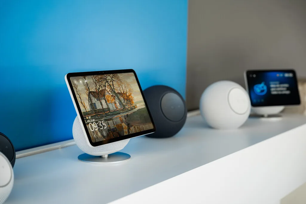 Alexa+ costaba 20 dólares al mes. Amazon acaba de encontrar algo más valioso que la suscripción: meterla gratis en tu TV