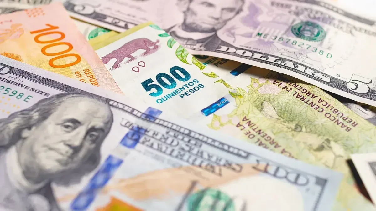El dólar se afianza arriba de los $1.500: por qué el Gobierno corrió el techo y qué mira ahora el mercado