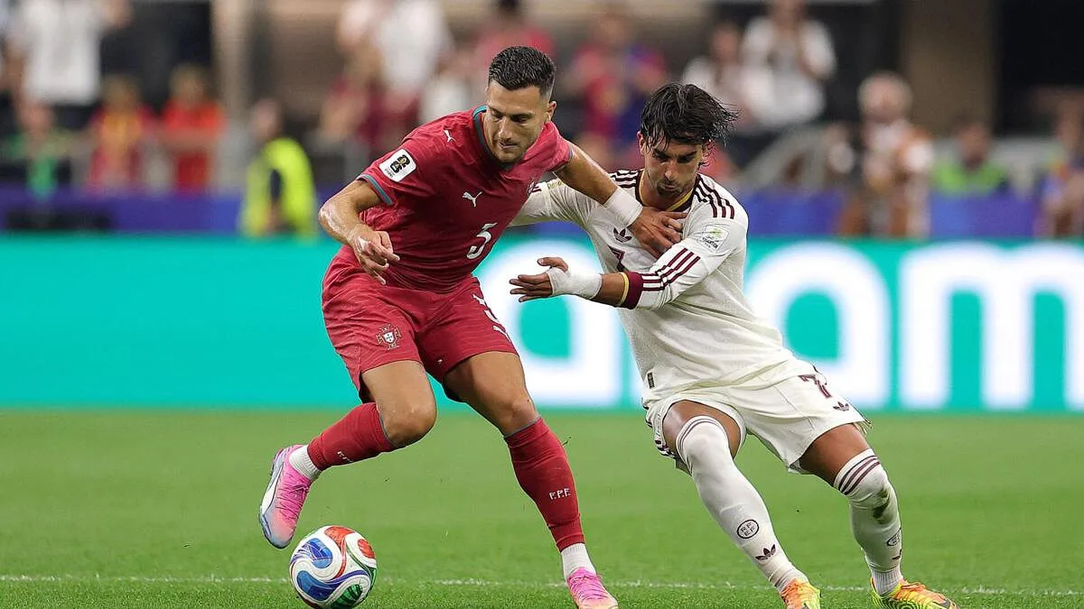 Dalot, os sonhos no United e ainda o Mundial: "O desfecho foi dececionante"