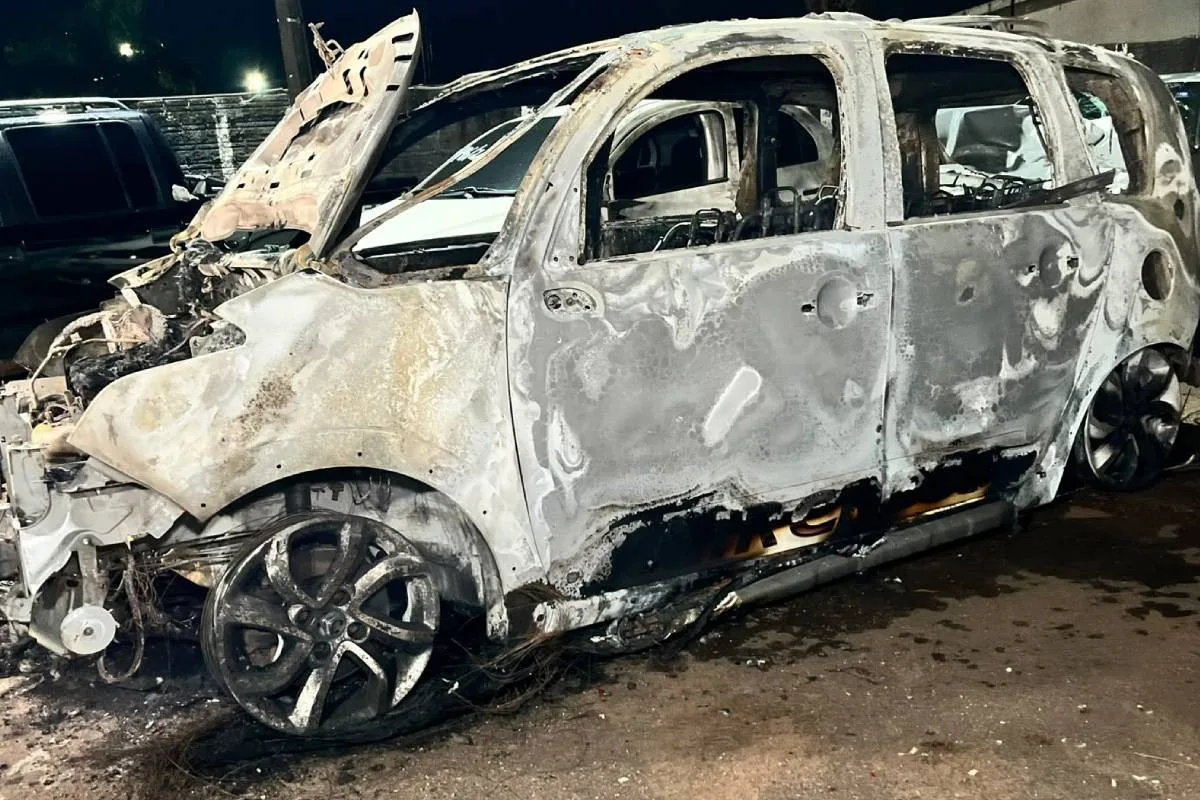 Residência é furtada enquanto moradores viajavam e ladrões levam R$ 2 milhões em joias no PR