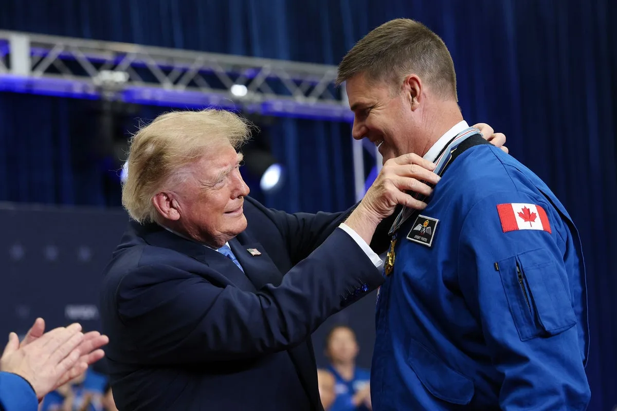 Trump slips in a new construction project before handing medals to hero Artemis II astronauts
