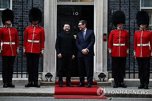 유럽, 트럼프 압박받는 젤렌스키 지지…'美 대체 불가' 지적도