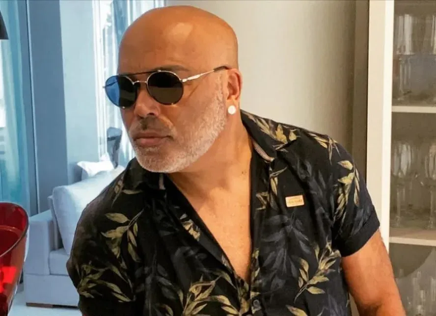 Rick, da dupla com Renner, desaparece após helicóptero perder contato