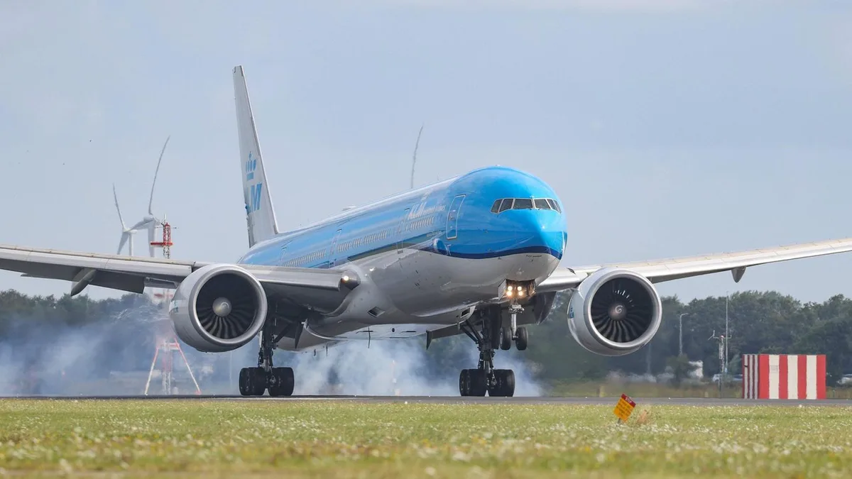 Zwischenfall in der Luft: Powerbank fängt Feuer – KLM-Flieger muss über Atlantik umdrehen