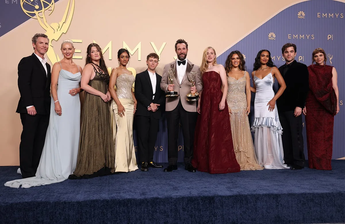 “The Pitt” e “O Segredo de Widow’s Bay” vencem Emmy em noite de recordes