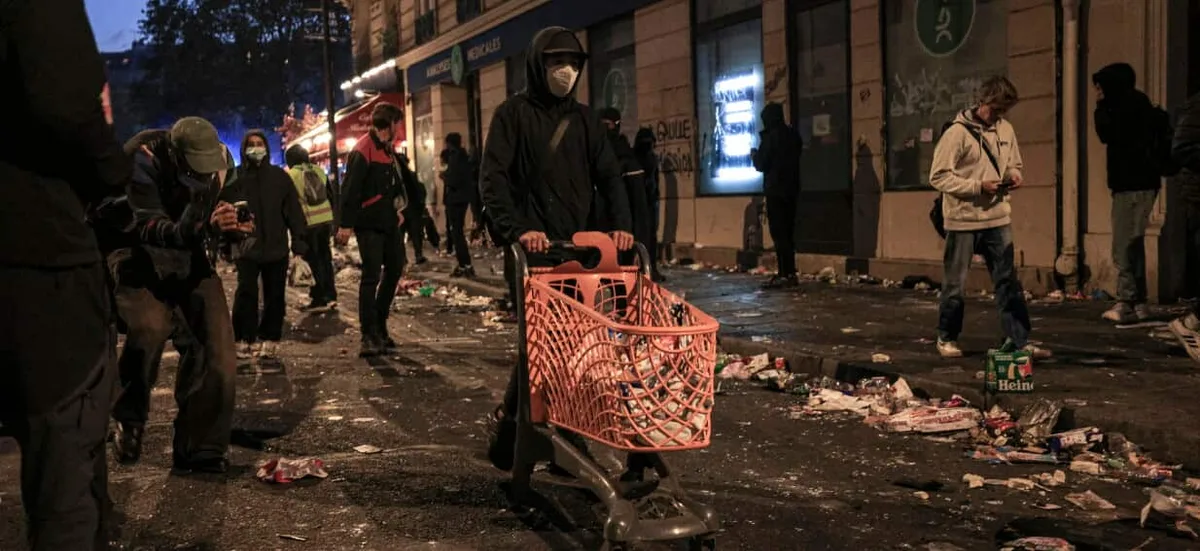 "A level of violence that we have never seen": 1,800 arrested in French protests