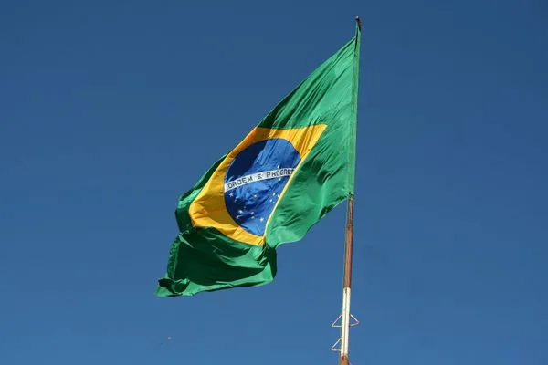 Os brasileiros querem um SOS Brasil