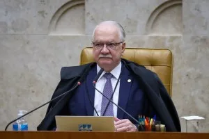 Fachin assume relatoria de ação sobre conversas entre Moraes e Vorcaro