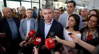 PS quer descida do IVA dos combustíveis e bens alimentares essenciais
