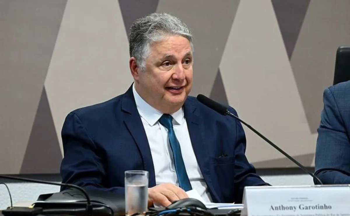 TSE anula votos de Garotinho e abre caminho para vitória em primeiro turno de Douglas Ruas no Rio de Janeiro