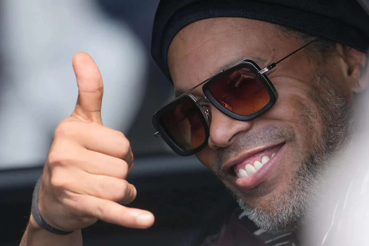¡Vuelve la magia! Ronaldinho ficha con el Ravenna a los 46 años