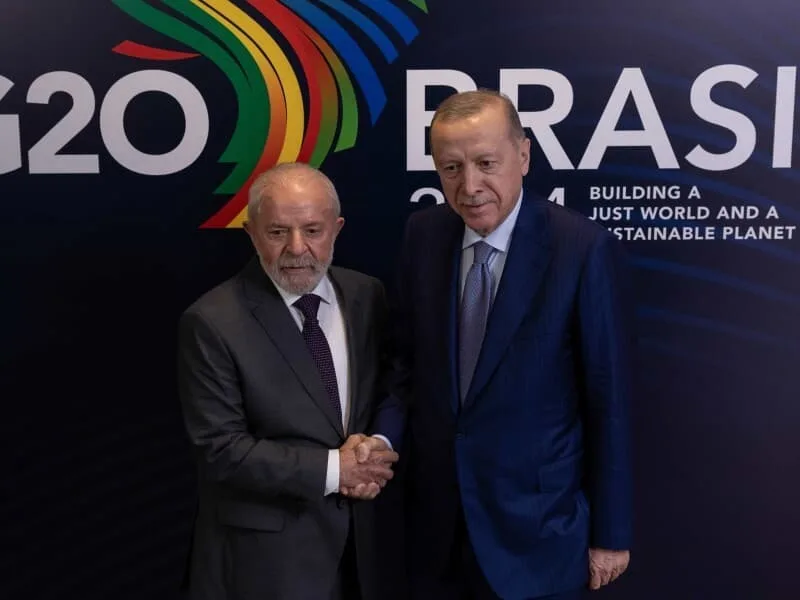 Lula aceita convite de Erdogan para participar na COP31 na Turquia