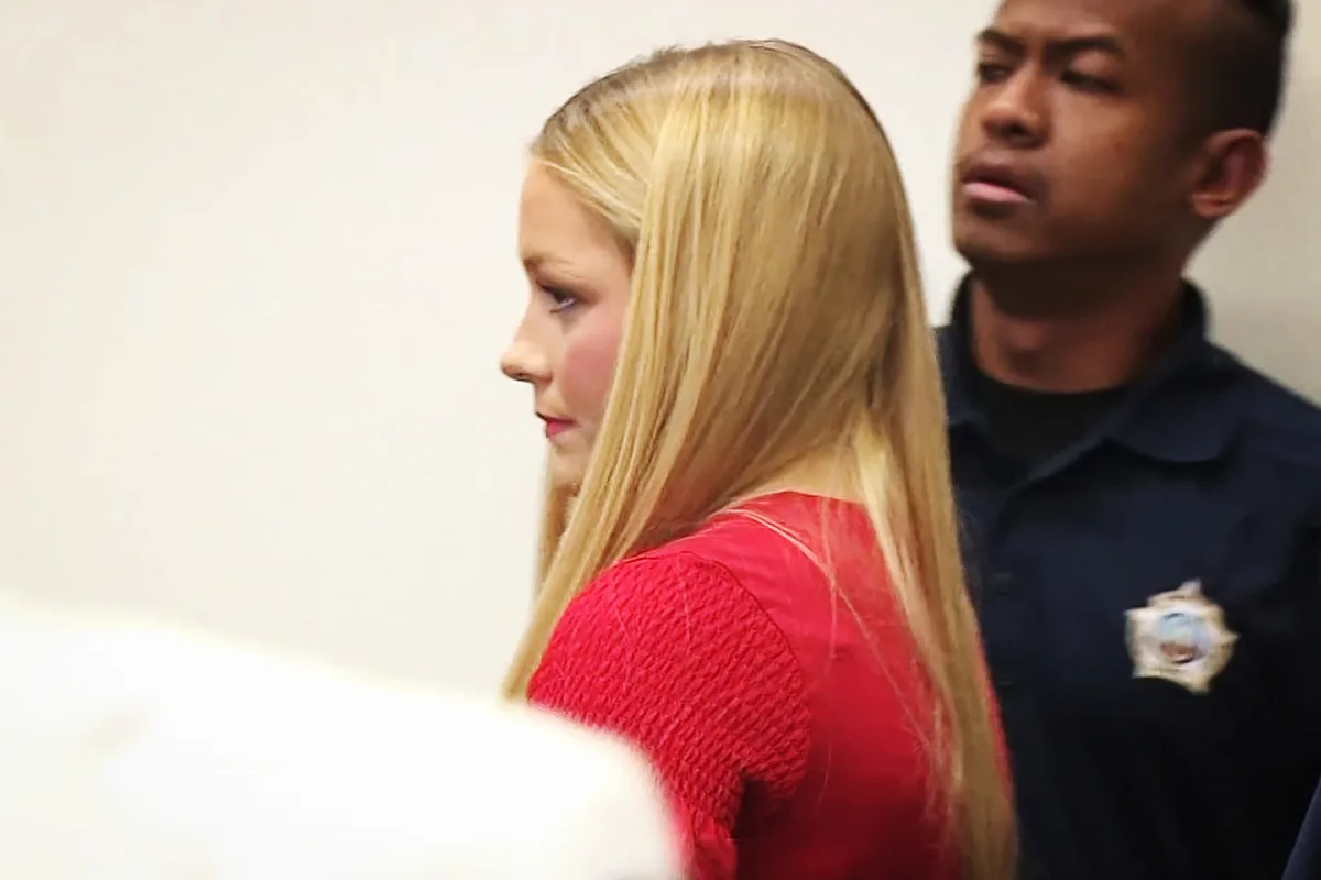 Laken Snelling, ex-Kentucky student whose infant was found dead in closet, pleads guilty to manslaughter