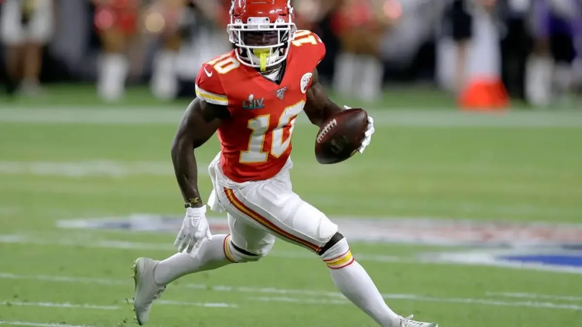 Kansas City Chiefs Players Bring Back Tyreek Hill’s Famous Move