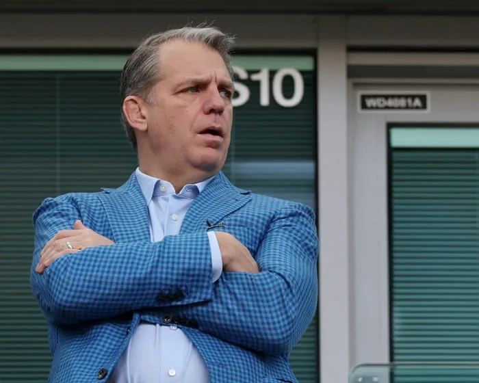 Todd Boehly and Mark Walter consider selling Chelsea shares to Clearlake Capital