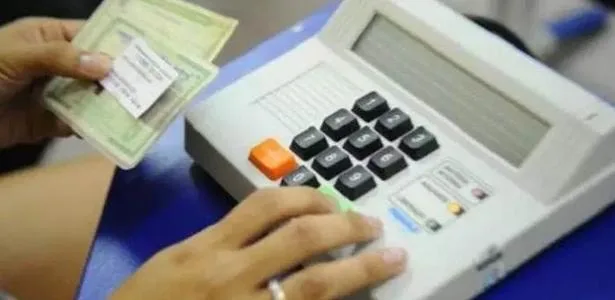 O que acontece se não votar e não justificar? Entenda as consequências