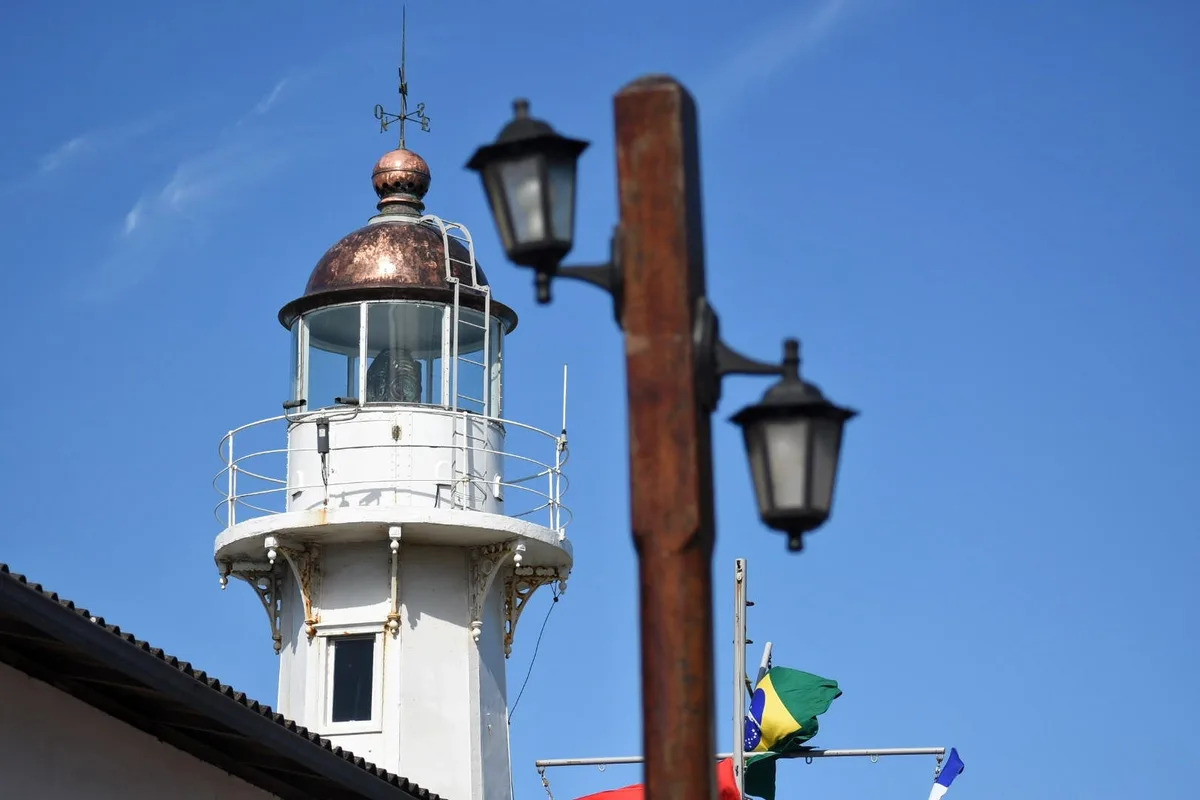 Farol Santa Luzia recebe luau com música e observação da Lua nesta sexta