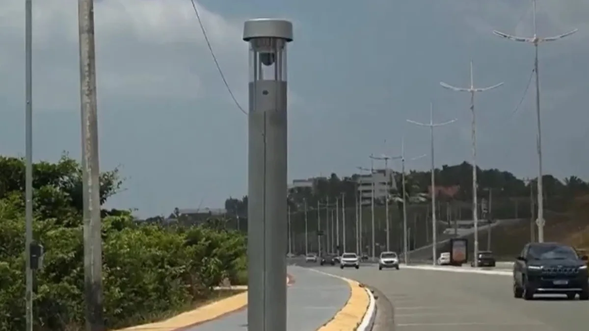 Totens com câmeras de segurança são instalados em São Luís; saiba como acionar botão de emergência