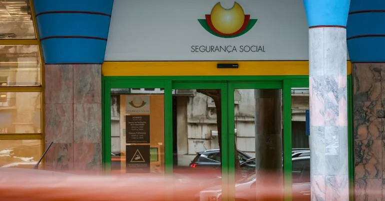 Segurança Social alerta para mensagens falsas em seu nome