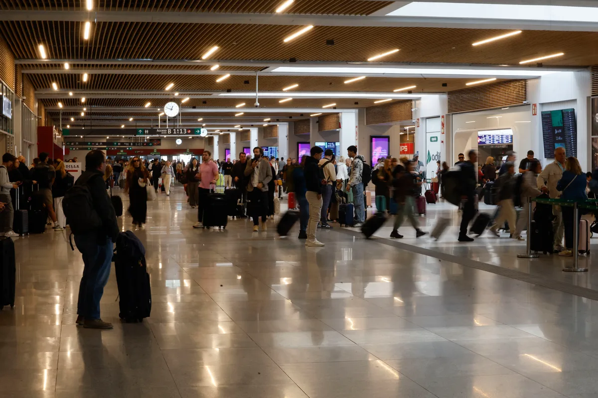 Los maquinistas convocan una huelga de 24 horas en Renfe el 29 de octubre