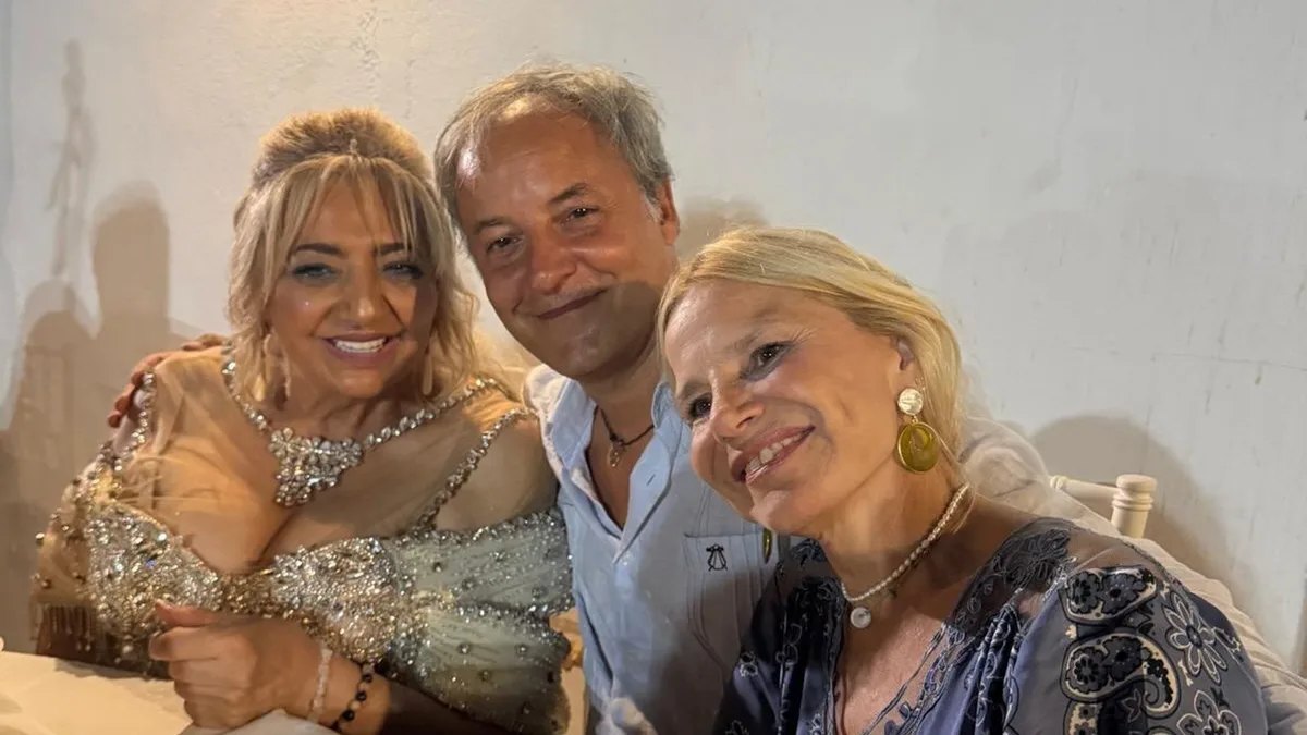 Eugenia Martínez de Irujo y Narcís Rebollo, en la boda del nieto de Camarón: los detalles de un enlace con mucho arte en Cádiz