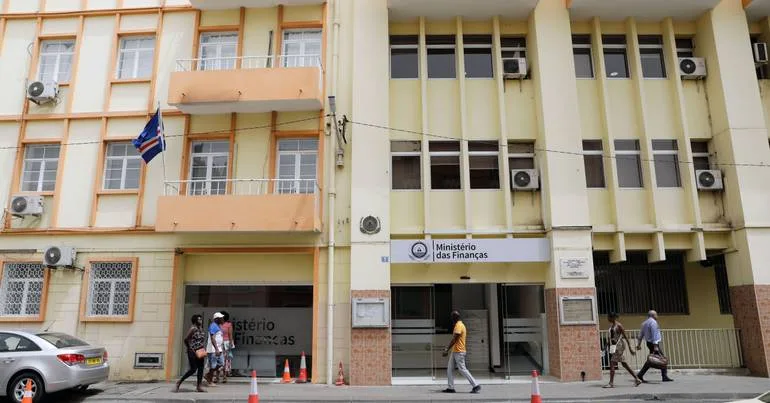 Défice de Cabo Verde agrava para 1,9% do PIB