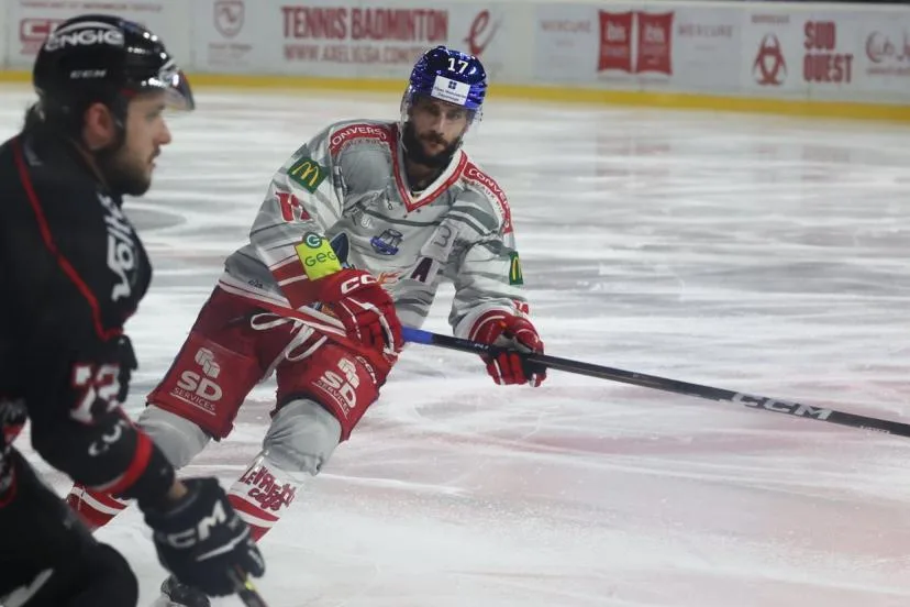 Grenoble s'impose à Bordeaux et reprend la 2e place de Synerglace Ligue Magnus