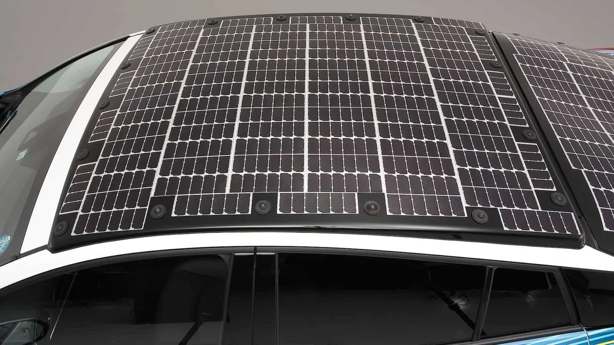 Toyota descobriu o que pode estar a travar os carros elétricos solares, e tem a solução